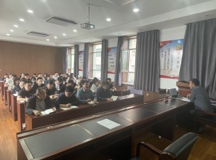 NG28-不凡成就非凡,相信品牌的力量公司发展进建贯彻全国两会心灵 专题领导讲座